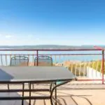 Two Bedroom With Terrace And Sea View Apartament