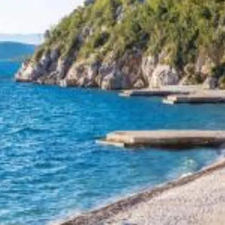 Appartement Two Bedroom With Terrace And Sea View