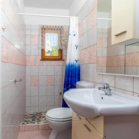 Two Bedroom With Terrace And Sea View Appartement