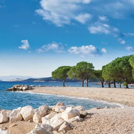 Appartement Two Bedroom With Terrace And Sea View