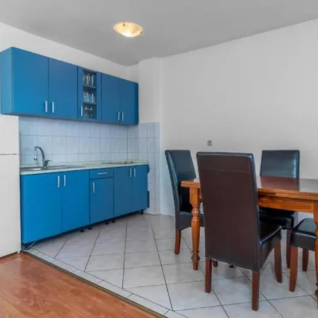 Two Bedroom With Terrace And Sea View Appartement