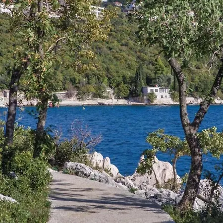 Appartement Two Bedroom With Terrace And Sea View *
