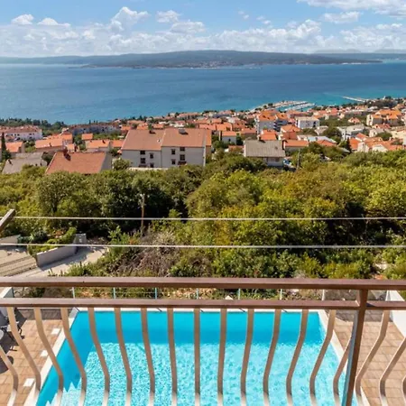 Two Bedroom With Terrace And Sea View Crikvenica