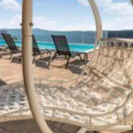 Two Bedroom With Terrace And Sea View * Crikvenica