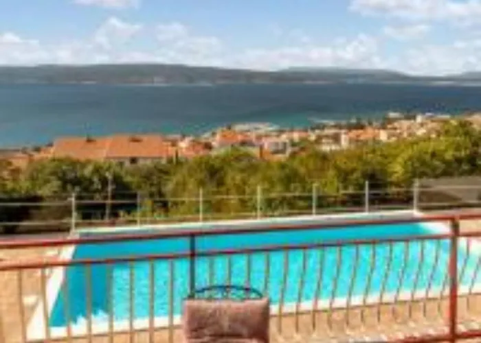 Two Bedroom With Terrace And Sea View Crikvenica