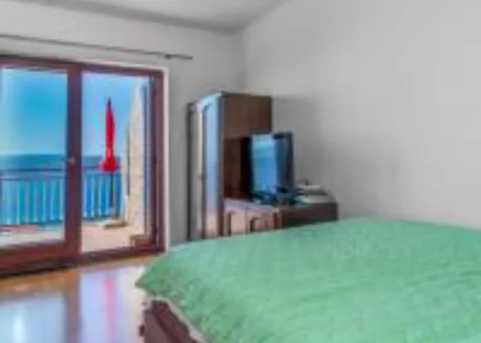 Lägenhet Two Bedroom With Terrace And Sea View Crikvenica