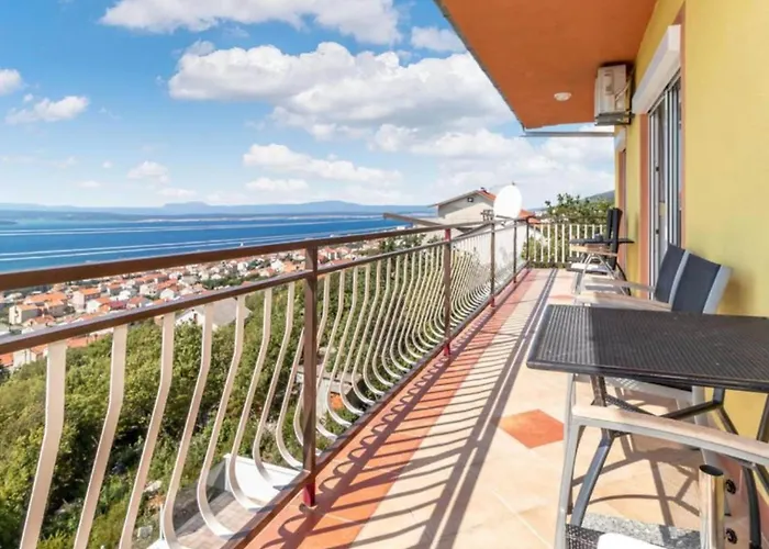 Two Bedroom With Terrace And Sea View 크리크베니카
