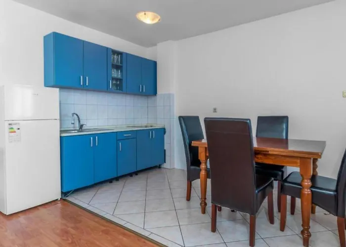 Two Bedroom With Terrace And Sea View 아파트